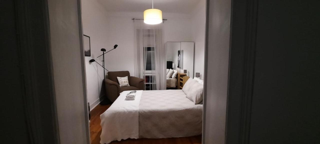 Sunny Terrace Apt, Close To Downtown! 2 Bedroom Flat Lisboa Εξωτερικό φωτογραφία